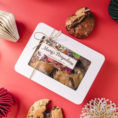Holiday Cookies Set in a Gift Tin (4 pcs)